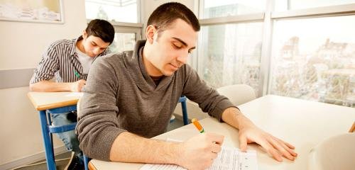 Karaaslanlar Erkek Yurdu